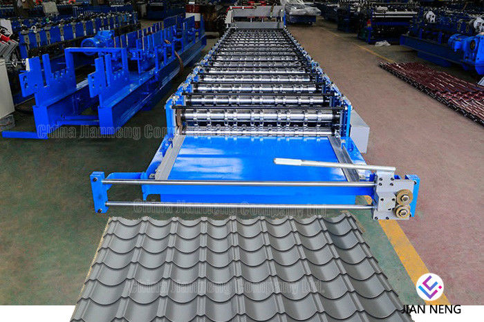 Warna Baja Logam Glazed Roll Forming Equipment Untuk Outdoor Hiasi