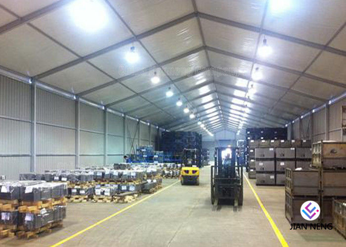Tenda Acara Kustom Berukuran Berbeda Dengan Kain PVC Putih Untuk Pameran, Gudang